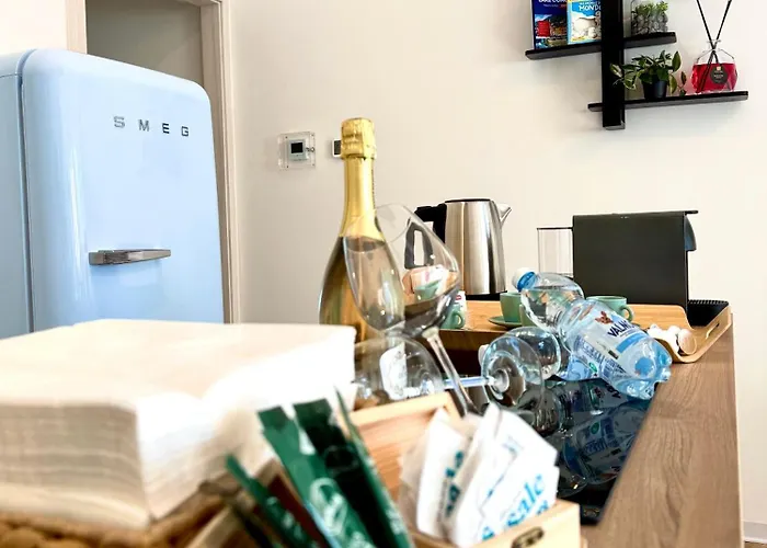 2 Steps By The * 曼代洛-德尔拉里奥